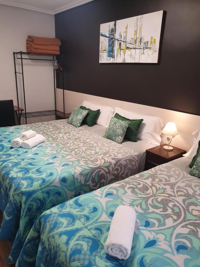 Pensión El Espolón Logroño Quarto foto